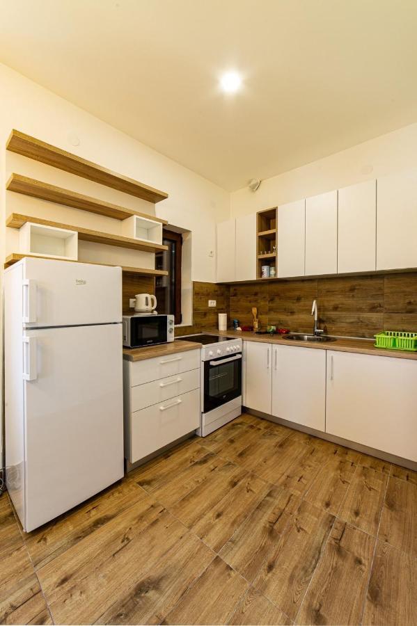 Turisticki Apartmani “Kraljeva Stolica” Жабляк Екстер'єр фото
