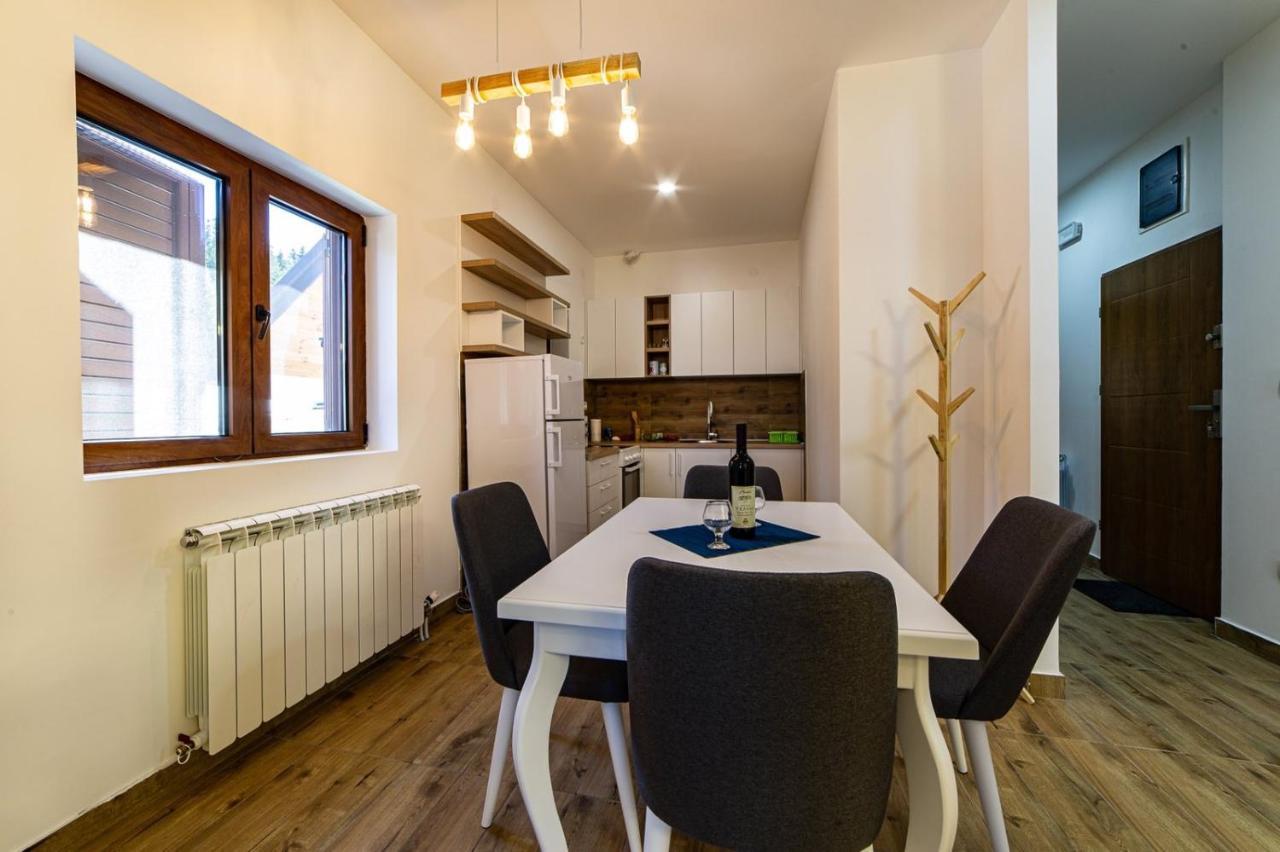 Turisticki Apartmani “Kraljeva Stolica” Жабляк Екстер'єр фото