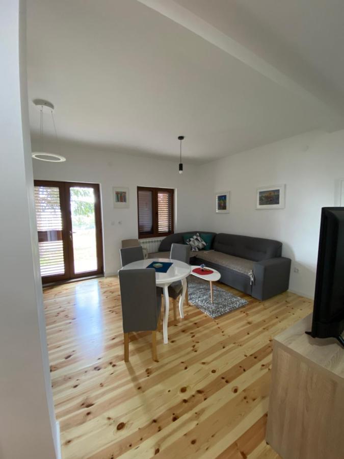 Turisticki Apartmani “Kraljeva Stolica” Жабляк Екстер'єр фото