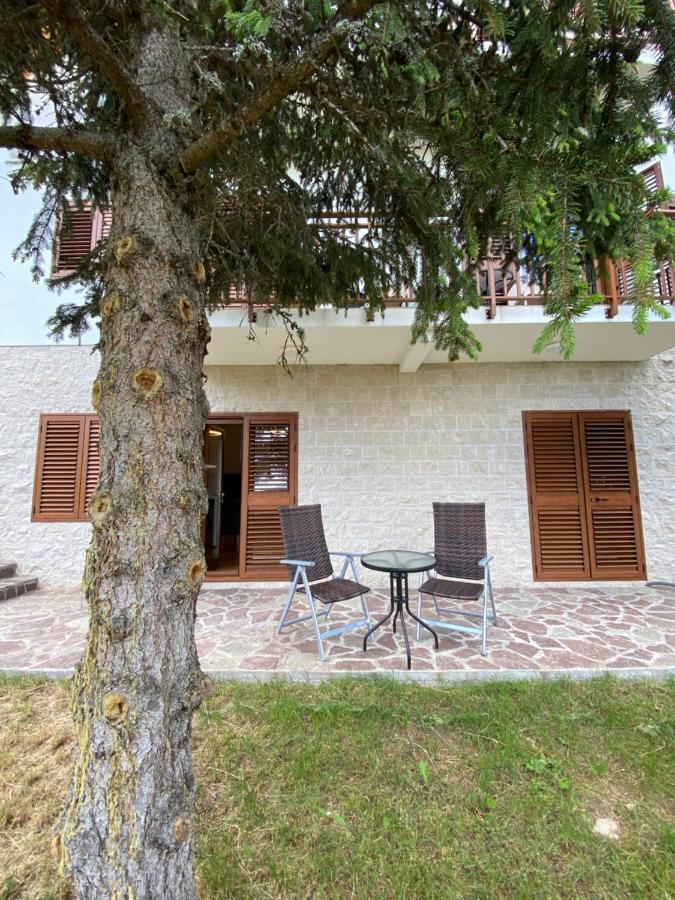 Turisticki Apartmani “Kraljeva Stolica” Жабляк Екстер'єр фото