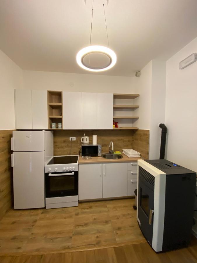Turisticki Apartmani “Kraljeva Stolica” Жабляк Екстер'єр фото